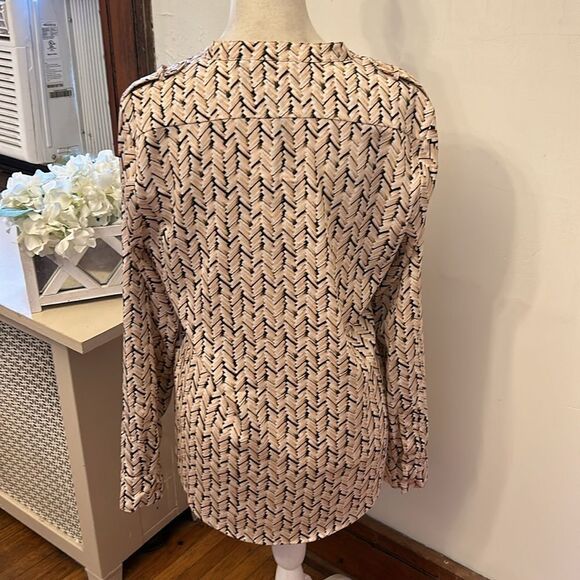 Calvin Klein black tan button front rollable long sleeve blouse Size XS New - Picture 5 of 11
